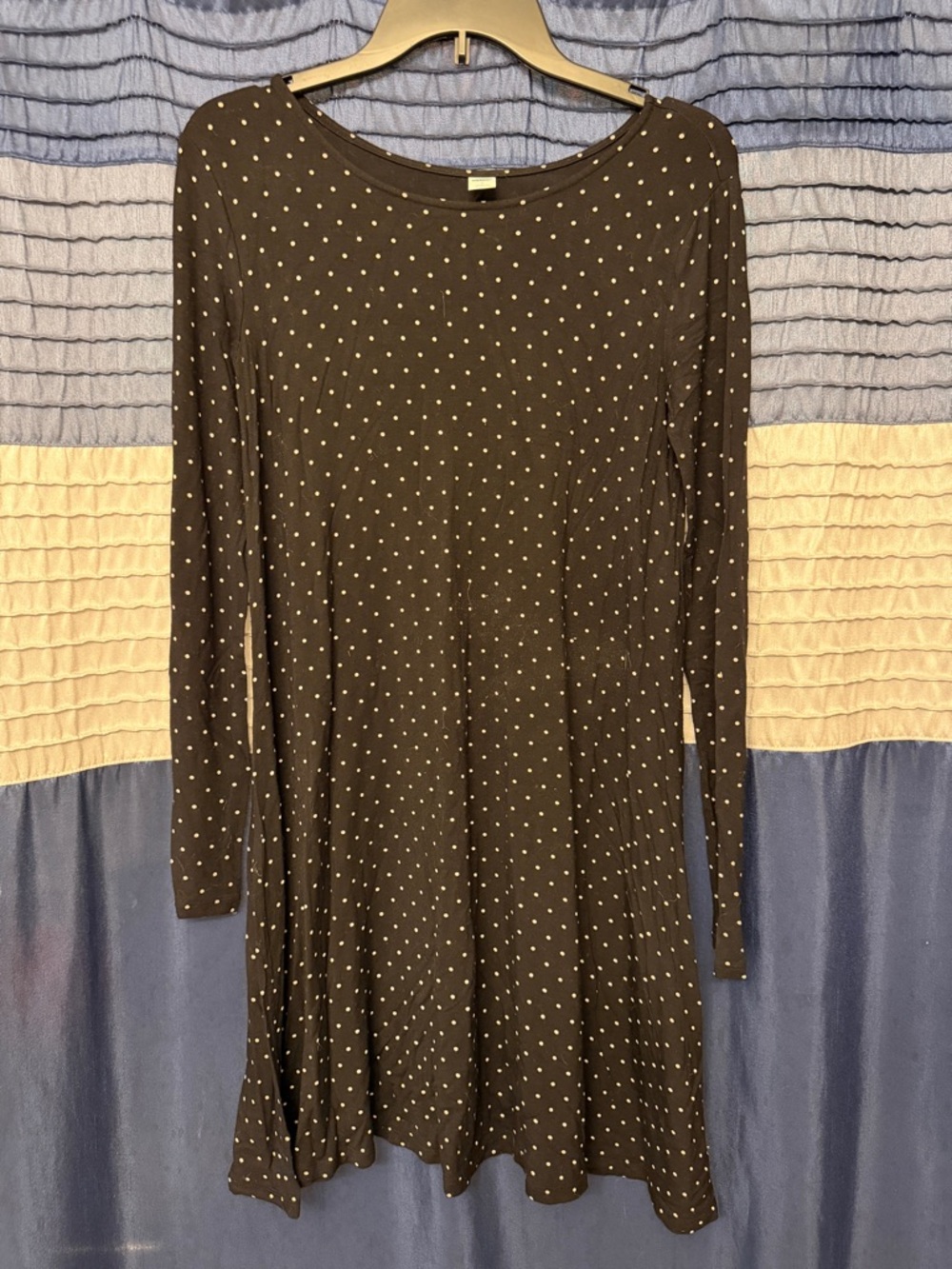 Old Navy Black Long-Sleeve Polka Dot Swing Dress